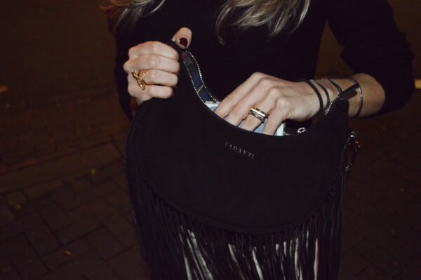 Edited in Tezza with: Vintage & Brightness SOFIA BAG